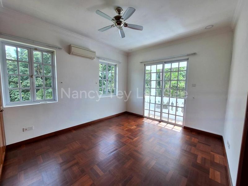5 Bed Bungalow (Landed) for Sale in  Lewis Road - Image 12